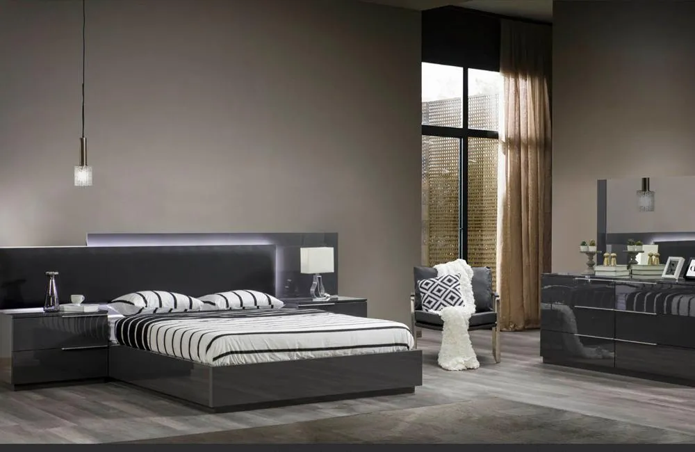 Sacramento Modern Bedroom Set in Dark Gray