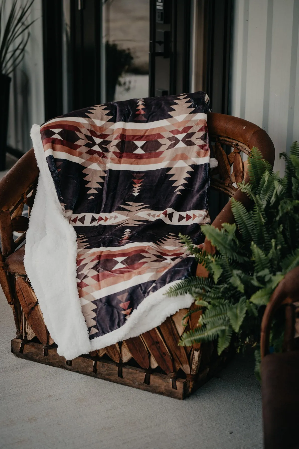 Western Printed Sherpa Throw (6 Patterns)