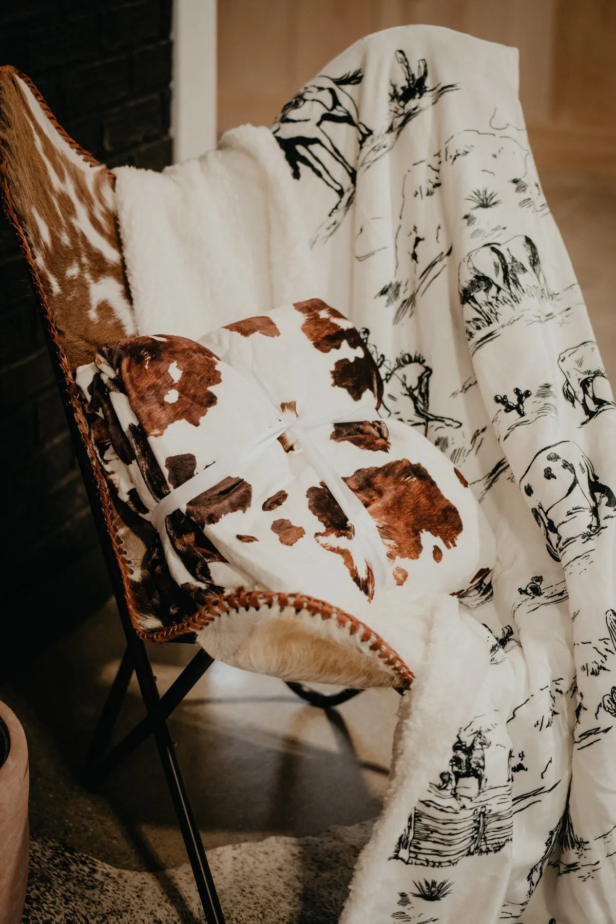 Western Printed Sherpa Throw (6 Patterns)