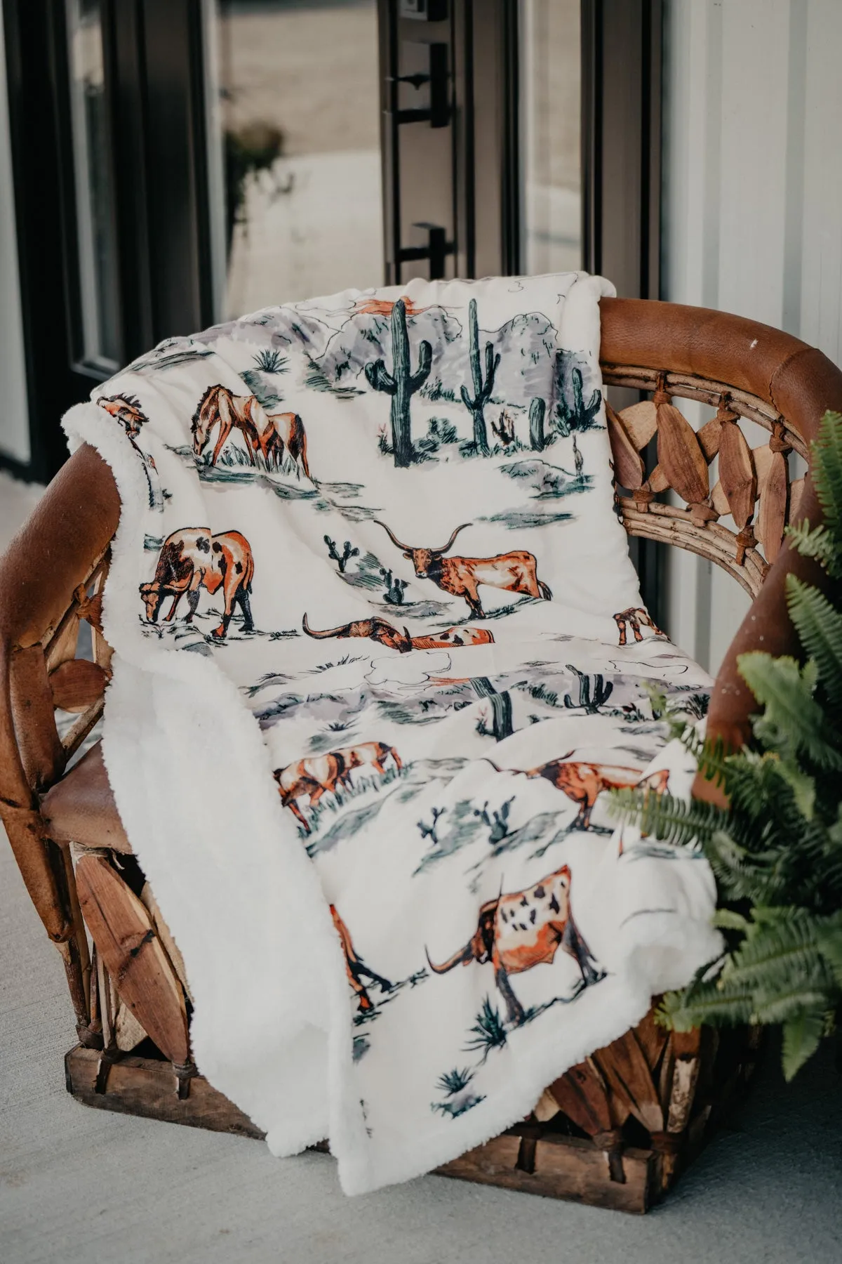 Western Printed Sherpa Throw (6 Patterns)