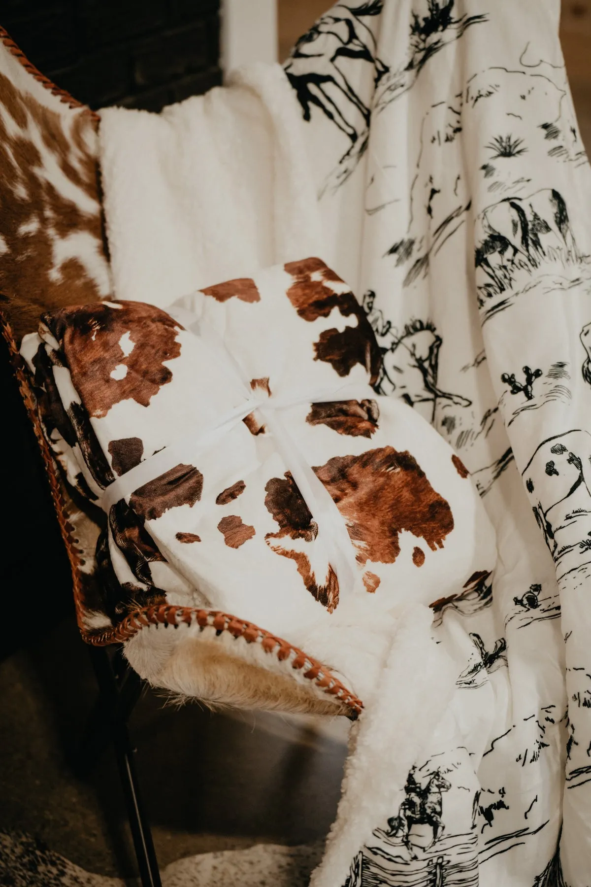 Western Printed Sherpa Throw (6 Patterns)